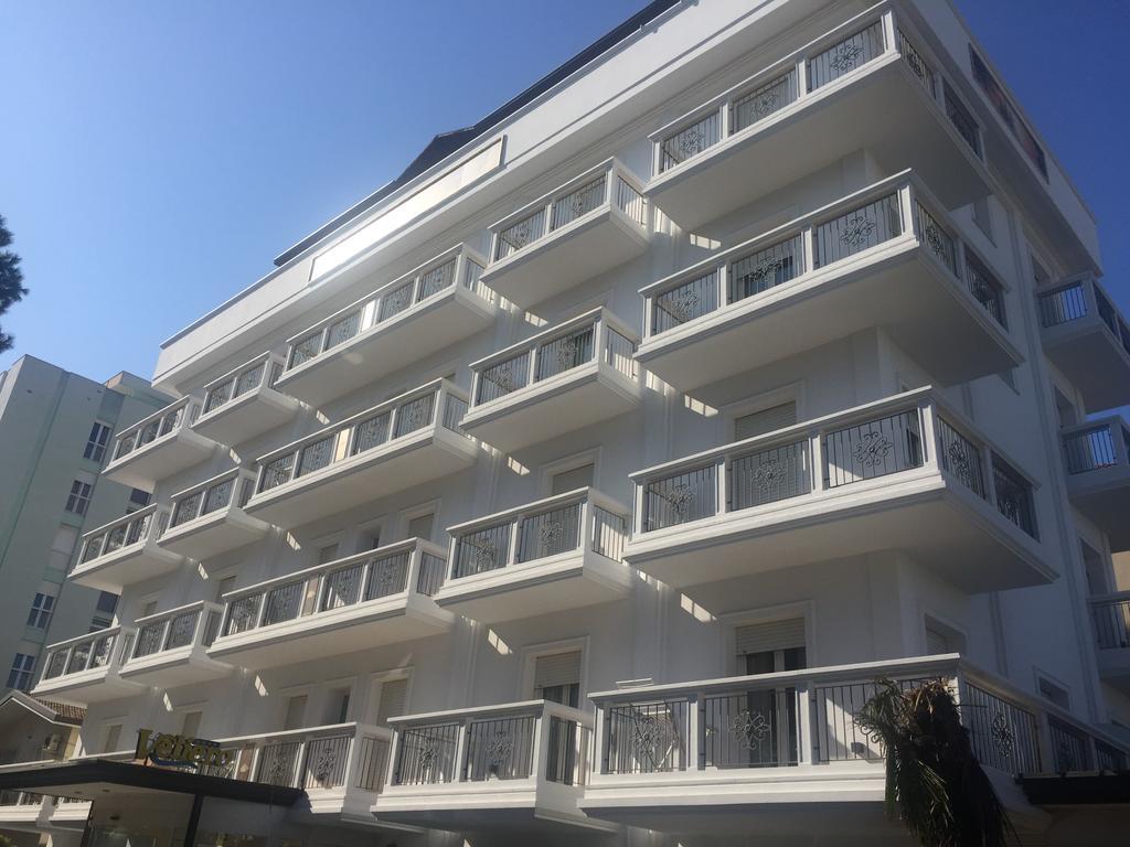 Hotel Residence Veliero Riccione Bagian luar foto